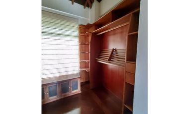 Casa unifamiliar en venta Poblado sector El Tesoro Medellín