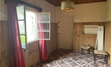 CASA A RECICLAR EN EL BARRIO LUNA!!