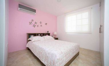 venta de Casa con buenos acabados  en Urb. Casa laguna a 5 minutos del Riocentro  Dorado