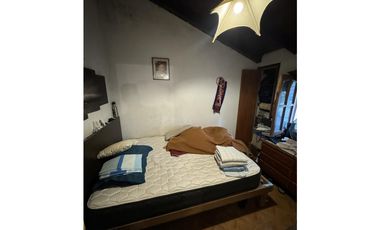 VENTA CASA SOBRE 2 LOTES A METROS DE AV. JUAN B JUSTO B.RIVADAVIA