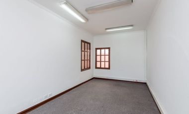 oficina en arriendo en quinta camacho. Cod A27630