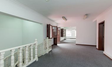 oficina en arriendo en quinta camacho. Cod A27630