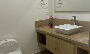 apartamento en venta en aguamarina beach resort. Cod V87775