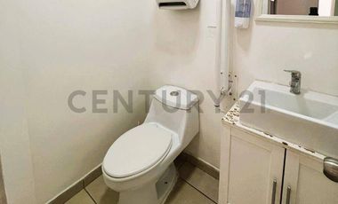 Arriendo Oficina de 109 m² |Edificio España| Santiago Centro (Metro U. de Chile)