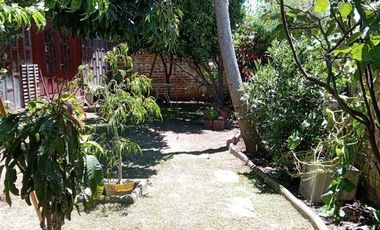 Casa solida,5 dorm.4 baños, estar, terraza, estacionamiento.