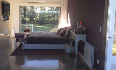 Casa en Barrio Rumenco de 4 Ambientes