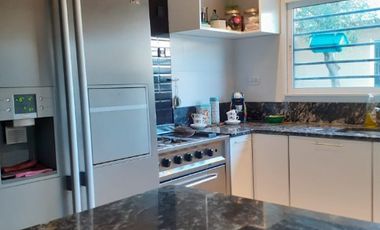 Casa en venta en Quilmes Oeste