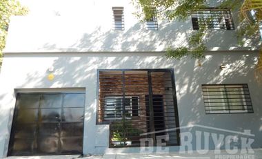 Casa en venta en Quilmes Oeste