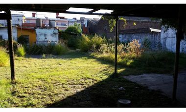 EXCELENTE LOTE DE 320M2 A 50 METROS DE AV J. M. DE ROSAS