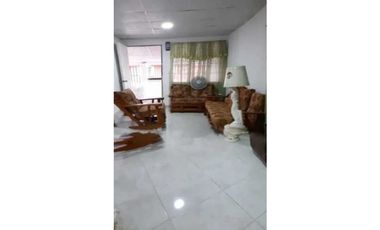 Se Vende Hermosa Casa con Patio trasero en la Urbanización Don Bosco