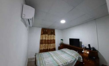 Se Vende Hermosa Casa con Patio trasero en la Urbanización Don Bosco