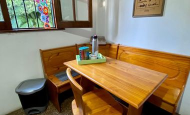 Casa de  3 AMBIENTES ubicada a 700 metros de la estación de trenes.