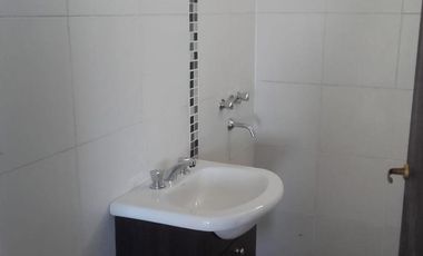 OPORTUNIDAD VENDE PROPIEDAD EN BARRIO ABIERTO FUNES NORTE ESTILO MODERNA