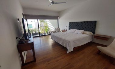 HERMOSA RESIDENCIA MODERNISTA  EN CONDOMINIO CON ALBERCA TECHADA