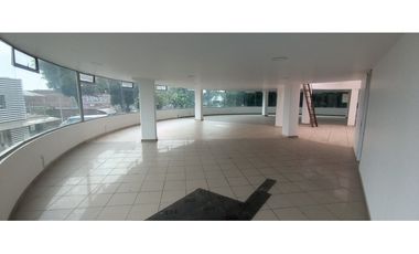 SE VENDE LOCAL COMERCIAL EN BOGOTA