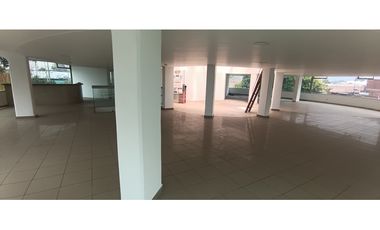SE VENDE LOCAL COMERCIAL EN BOGOTA