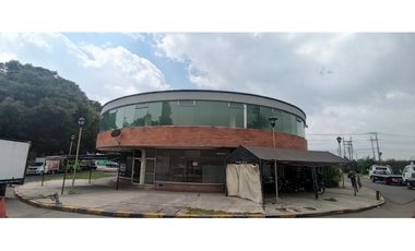 SE VENDE LOCAL COMERCIAL EN BOGOTA