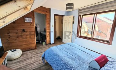 SE VENDE CASA 5D, CAMINO A PENCO, VILLA EL AROMO.