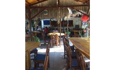 HOSTERIA EN VENTA EN SALINAS- ECUADOR