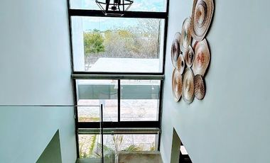 CASA EN VENTA EN YAXKUKUL YUCATAN RESIDENCIAL YAXLUM