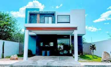 CASA EN VENTA EN YAXKUKUL YUCATAN RESIDENCIAL YAXLUM