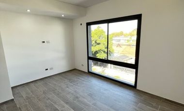 Triplex en venta en Lanus Este