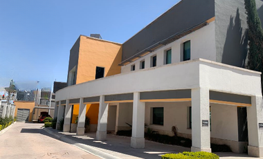 EDIFICIO DE OFICINAS EN VENTA EN COL. MIRAVALLE, MONTERREY, N.L.