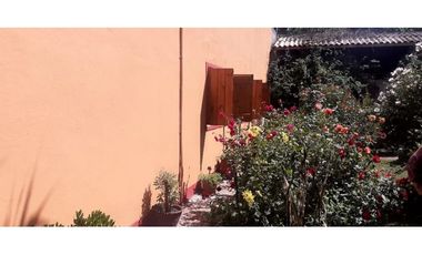 Casa 5 ambientes con dos galpones/ 1 1/4 Hectarea/ Zona La Trinidad