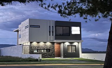 Oportunidad Residencia en venta Valle Imperial