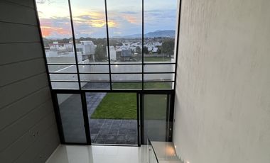 Oportunidad Residencia en venta Valle Imperial