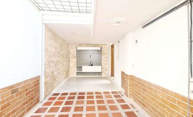 COD. 649 - SE VENDE CASA - BARRIO: BOSTON