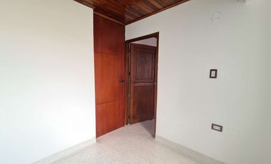 COD. 649 - SE VENDE CASA - BARRIO: BOSTON