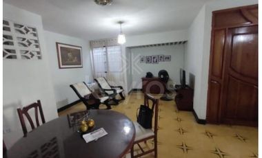 Casa contemporánea en el centro de Montería, barrio la Ceiba
