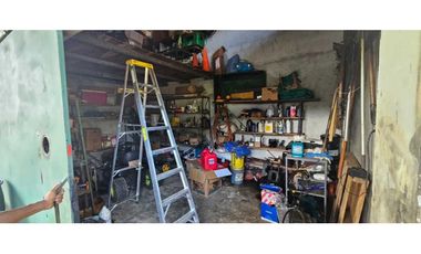 CASA DE DOS PLANTAS AL LADO DE LA PANAMERICANA