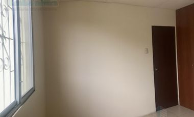 EN VENTA ACOGEDORA CASA EN  KM 1 AUTOPISTA TERMINAL TERRESTRE PASCUALES