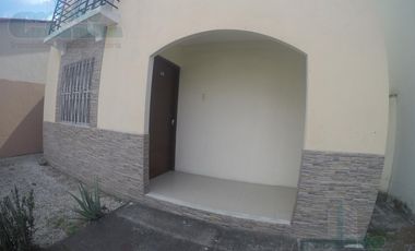 EN VENTA ACOGEDORA CASA EN  KM 1 AUTOPISTA TERMINAL TERRESTRE PASCUALES
