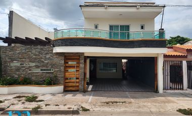 CASA EN VENTA COL LAZARO CARDENAS