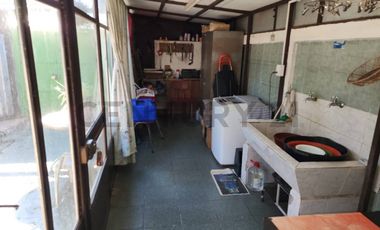 Rumah Hook Luas Disewakan Di Lokasi Premium Di Pondok Indah