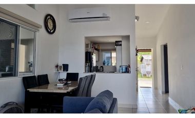 SE VENDE HERMOSA CASA EN ECOGARDENS - ARRAIJAN $150,000 AM