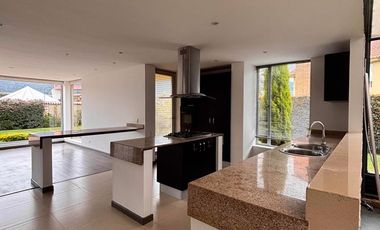 Casa Las Villas ID: 161898r