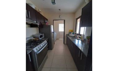 SE VENDE O SE ALQUILA CASA AMOBLADA EN WOODLAND PANAM PACFICO