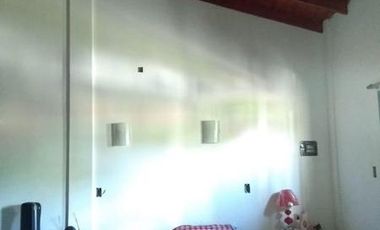 Casa 4 Ambientes en Venta -Quilmes