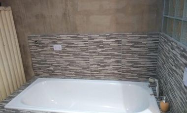 Casa 4 Ambientes en Venta -Quilmes