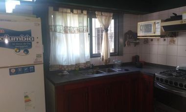 Casa 4 Ambientes en Venta -Quilmes