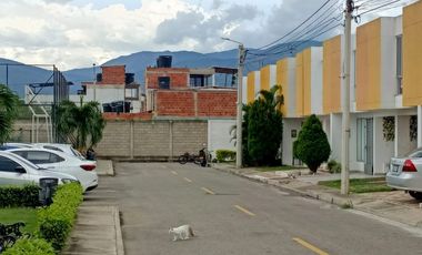 casa en venta en ciudadela la primavera. Cod V995