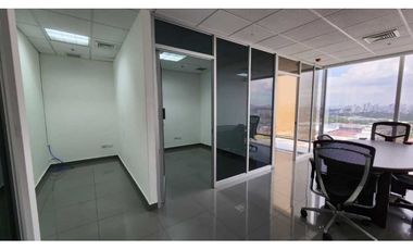 ALQUILER DE OFICINA EN COSTA DEL ESTE