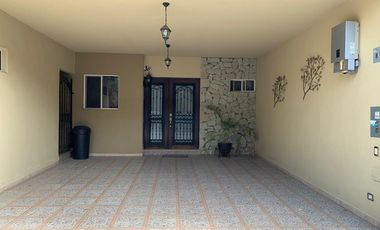 Renta Casa PRIVADAS PORTAL CUMBRES Super Equipada PANELES SOLARES Amenidades