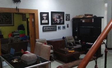Kostan murah lt/lb: 200/350, bangunan 2 Lantai Kamar tidur 12 (kamar pribadi 5, kamar kost 7) Km 4 SHM
