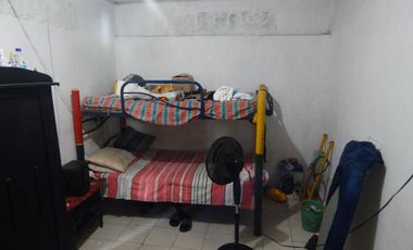 casa en venta en san roque. Cod V88117