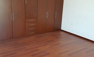 CASA EN RENTA EN  LOMAS DE ANGELOPOLIS $17,000